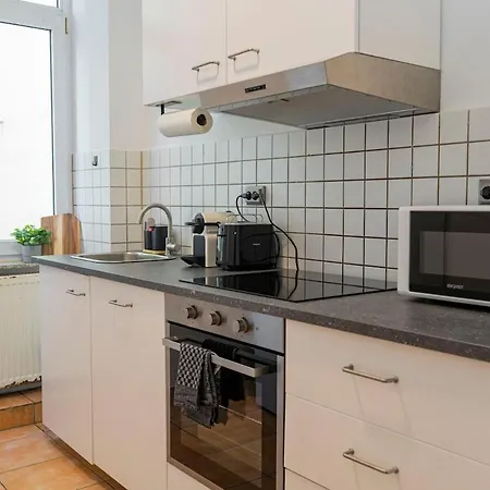 Modernes In Flughafen Naehe Apartment *