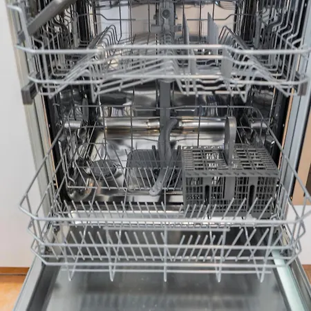 דירה Modernes In Flughafen Naehe קלסטרבאך