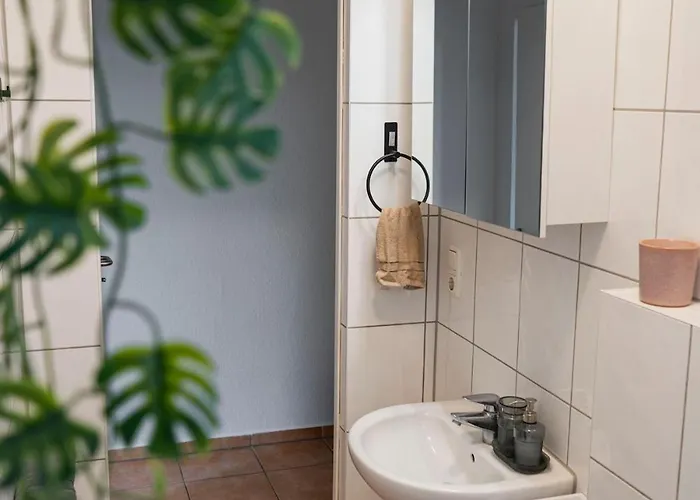 Modernes In Flughafen Naehe *